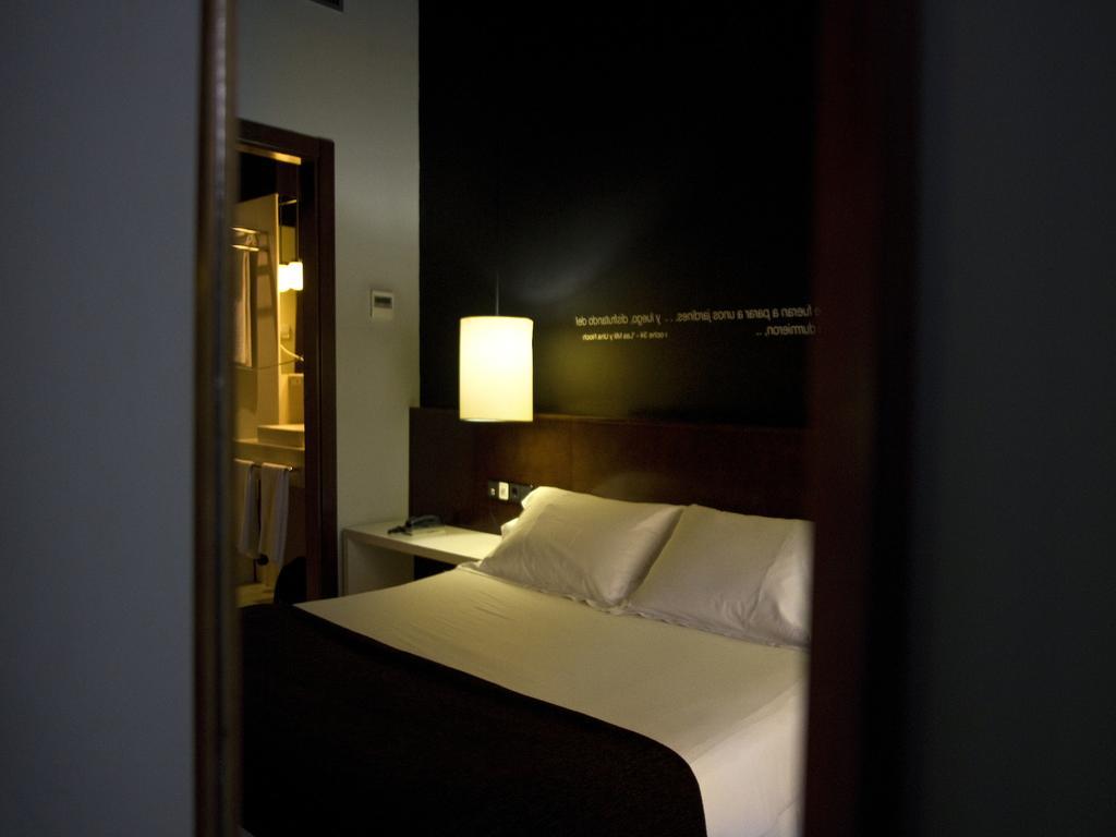 Hostal Badaloni Badalona Pokój zdjęcie